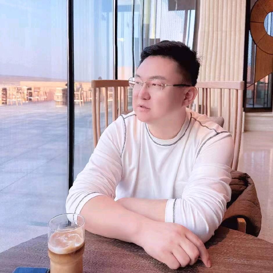 酱小二 裴柯玮