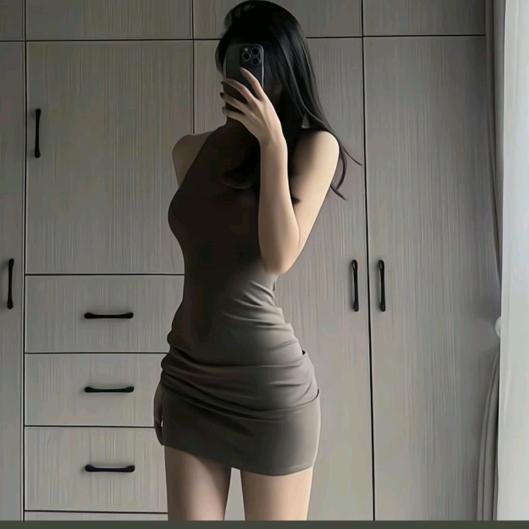 zi彤