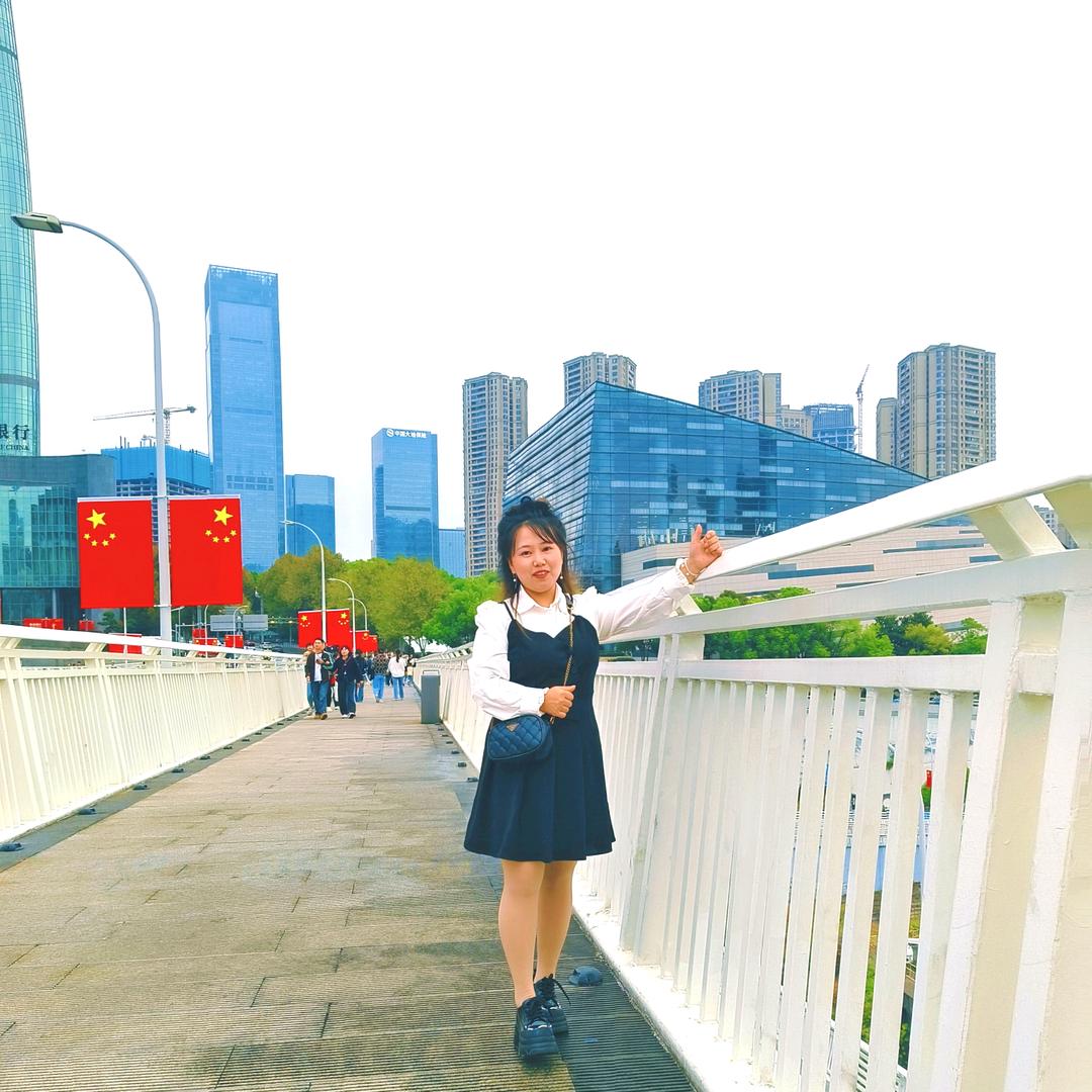 安家大小姐…忠莉