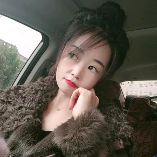 小慧慧。