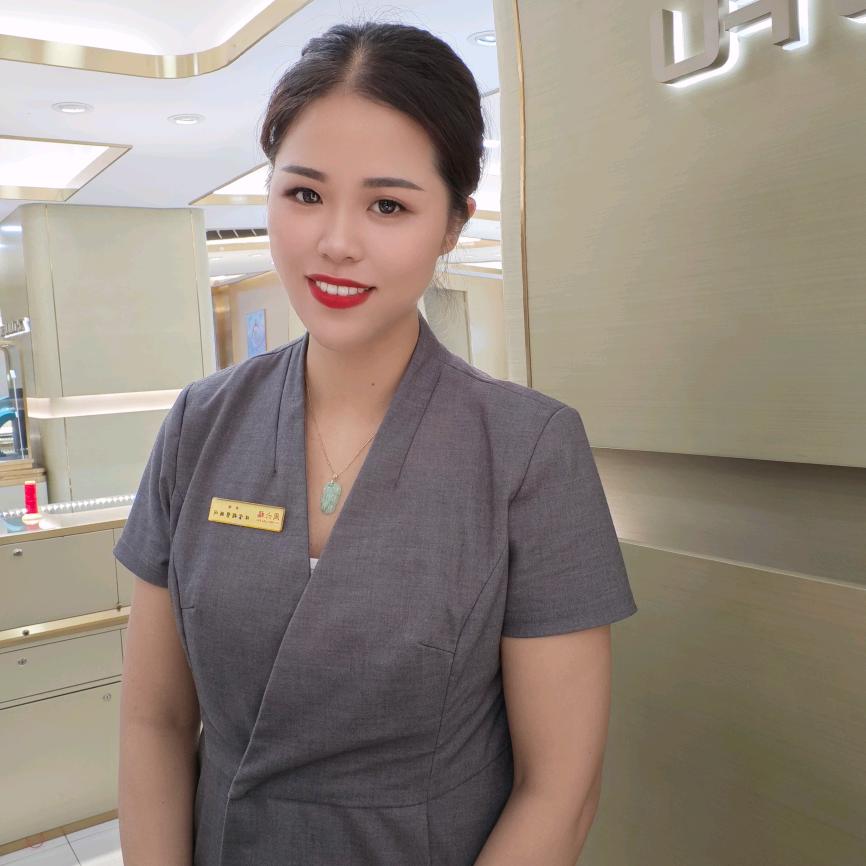 远东肯德基旁边珠宝店顾问～蓝丽珍