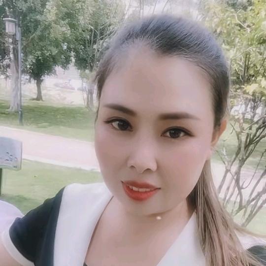 尹洪艳，中午12点10分开播，