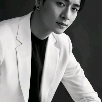 🚬罗扎ཽ西ꦿ࿐