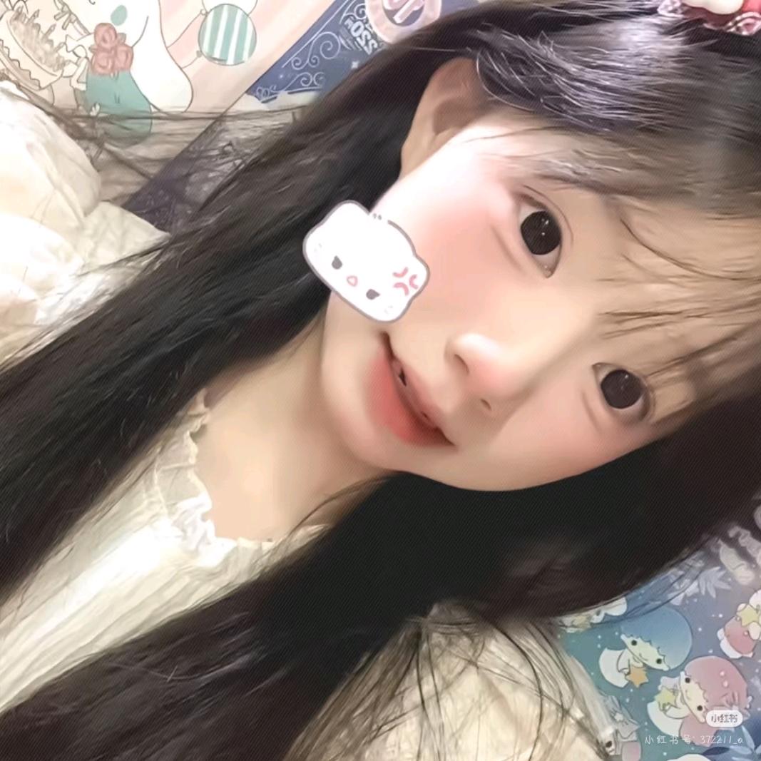 顾栀熙.（锦忆月）