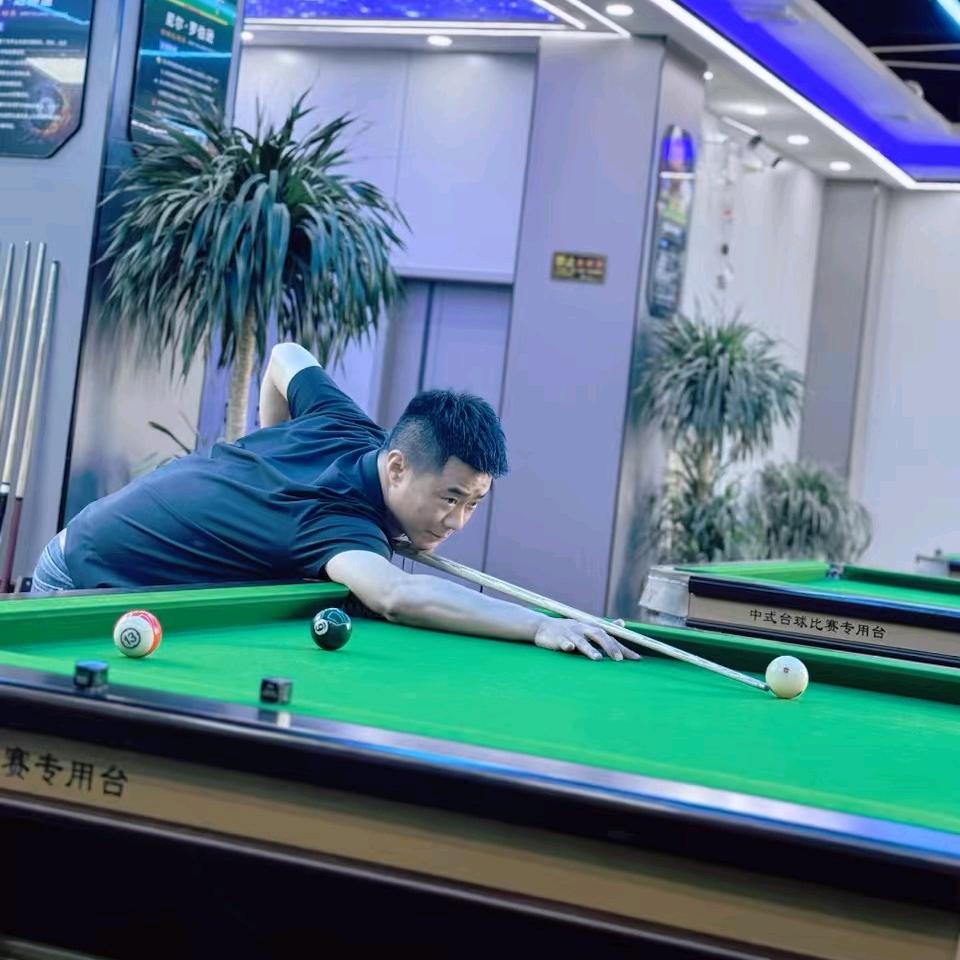 王小江