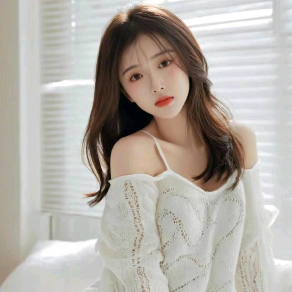李   姐
