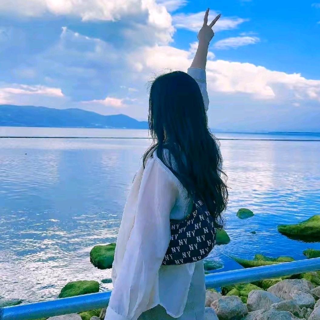 康伟潘