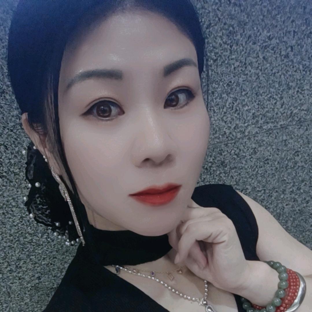 幸福的小女人