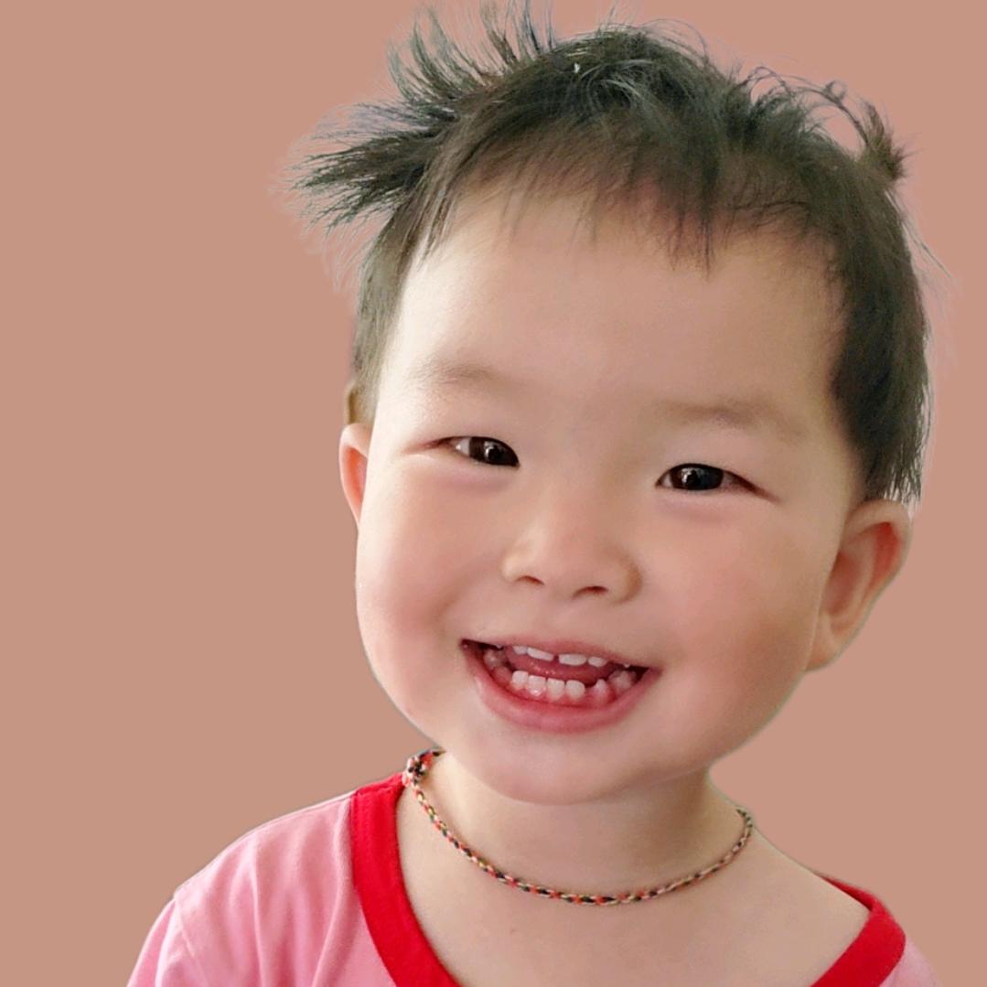 爱吃饭的玥玥  🍼