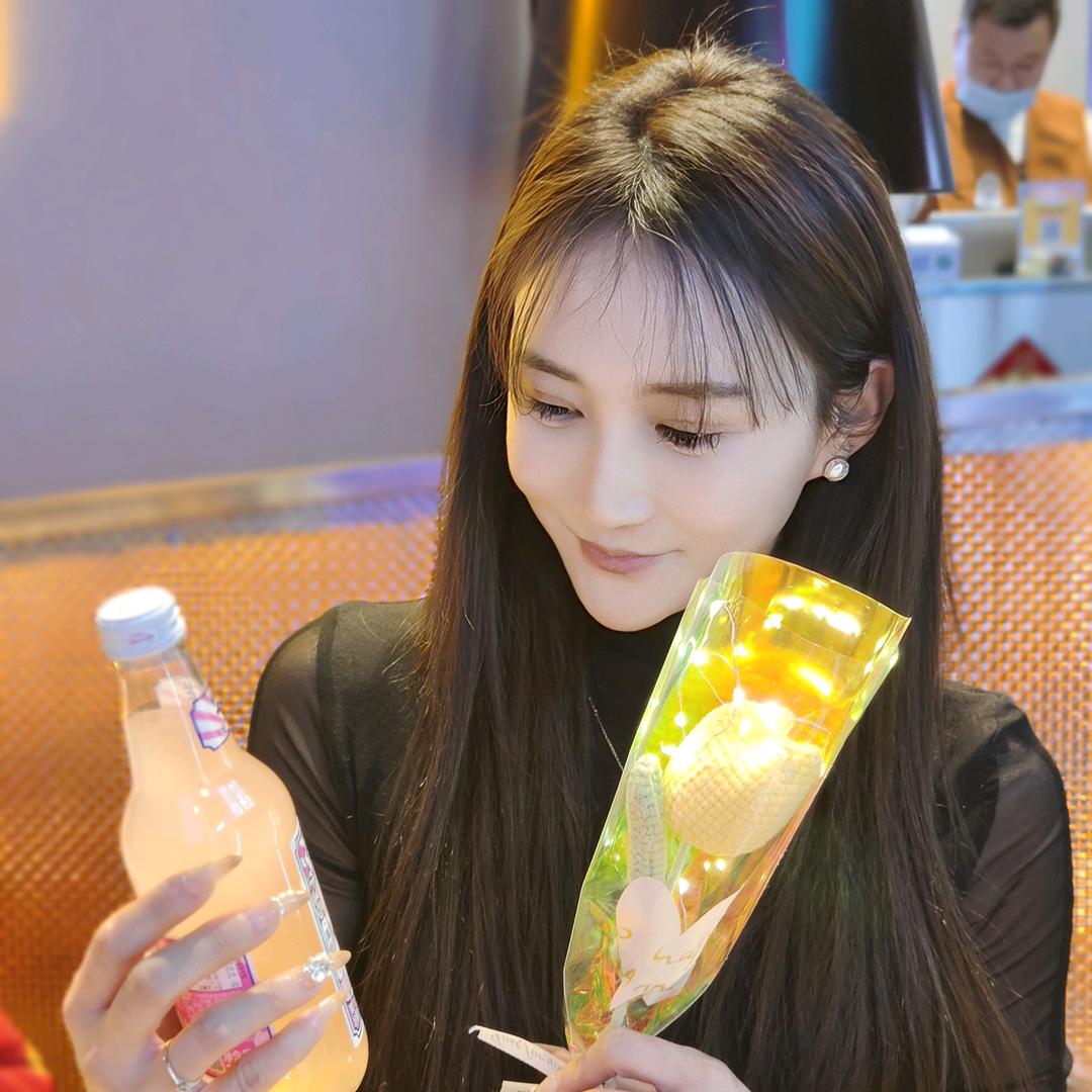 小跃悦