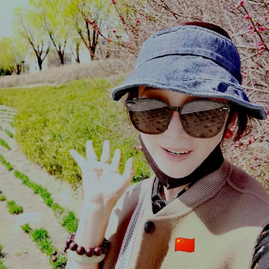 佛缘🙏两个女儿💕70后妈妈🌹满族❤