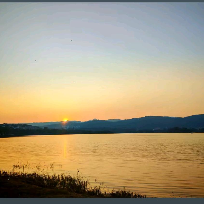 ღ᭄ꦿℒℴѵℯ浅色夏末এ