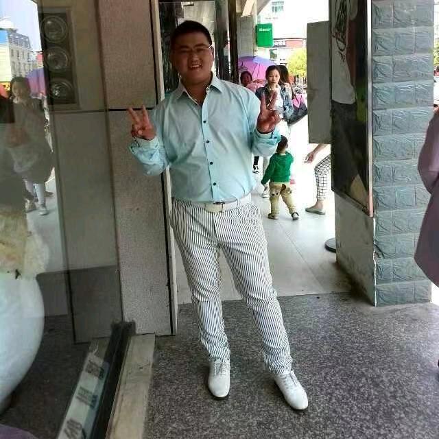 🚬浓ᩚ烟ᩚღ伴ꪡ꯭᭄ꪾ酒