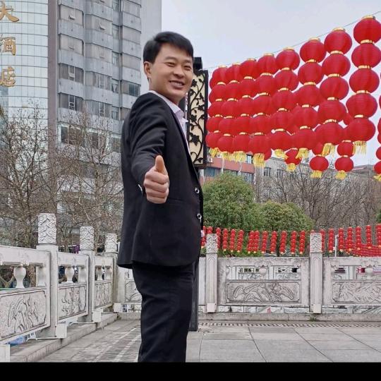 张哥毕节山歌主播