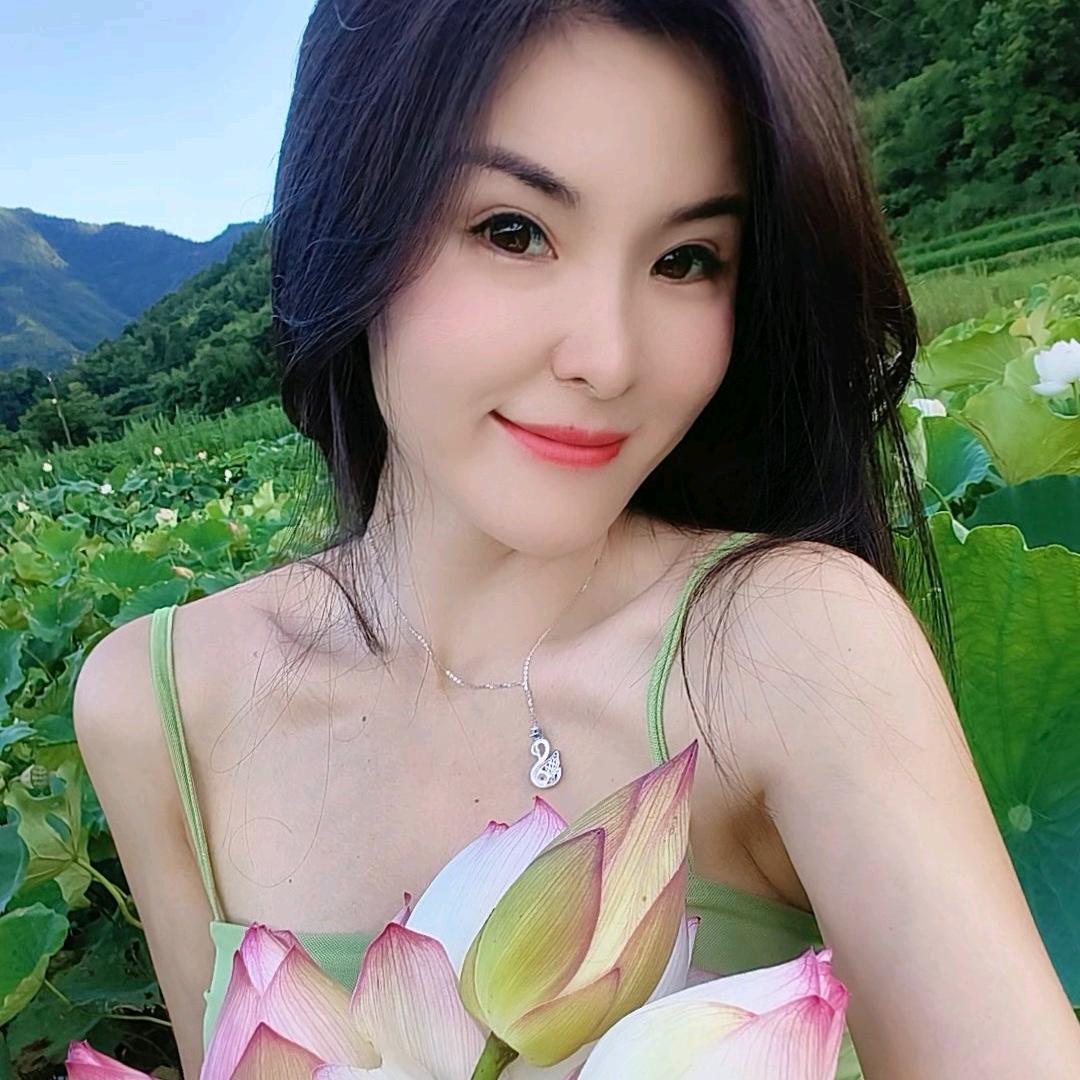 亭亭玉立