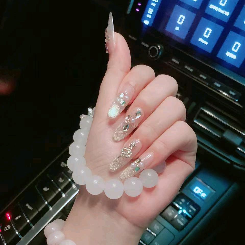 凤羽美甲店