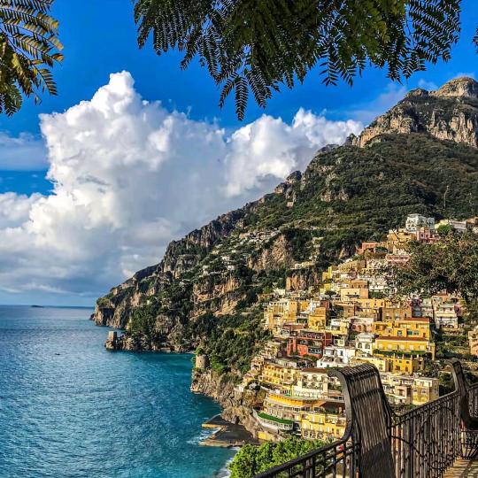 老河口市以彷百货店(个人独资)有保1号