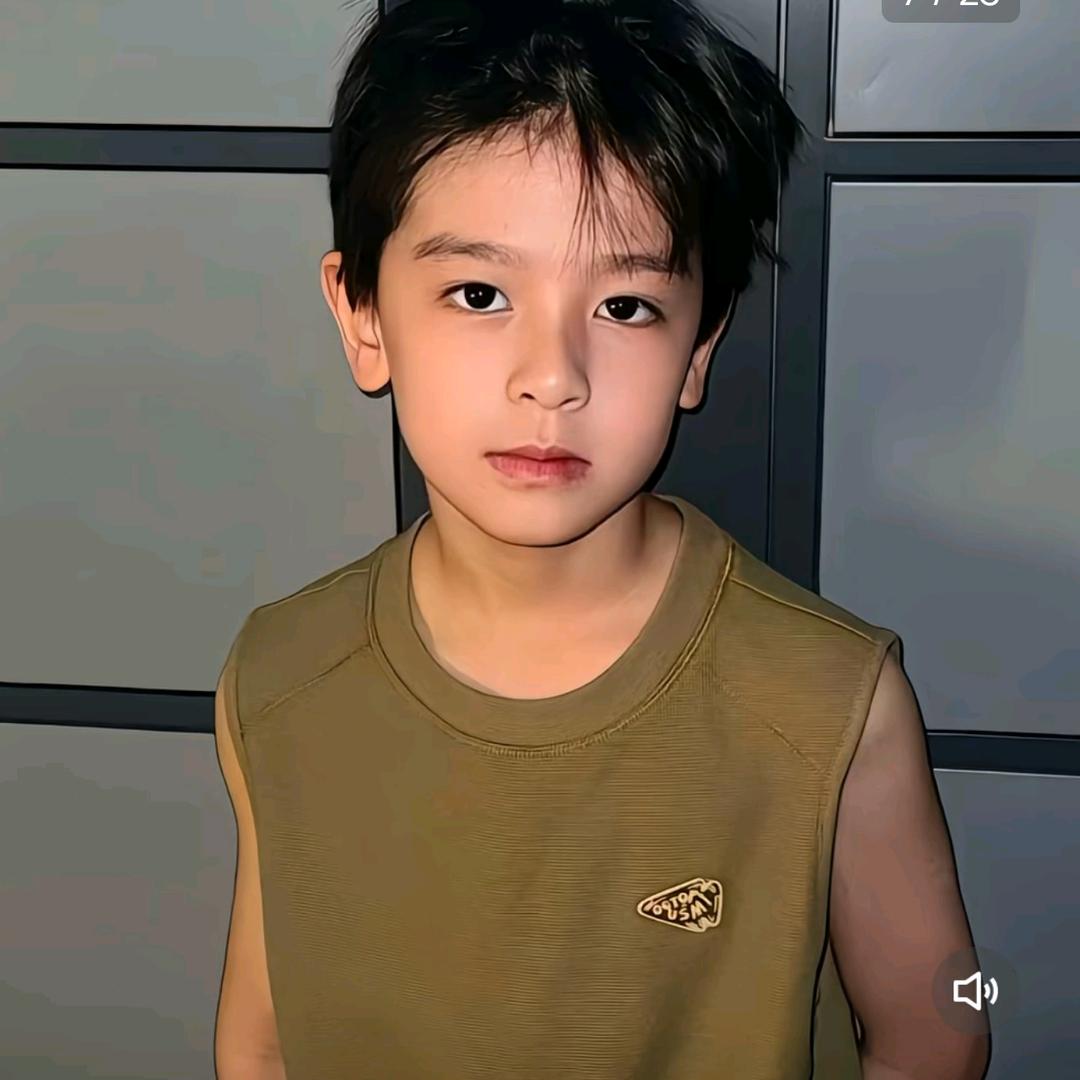 榆林旗live客服经理小秦