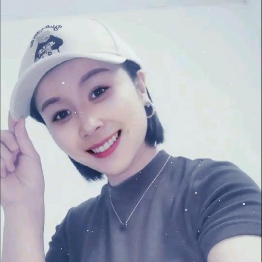 媛…