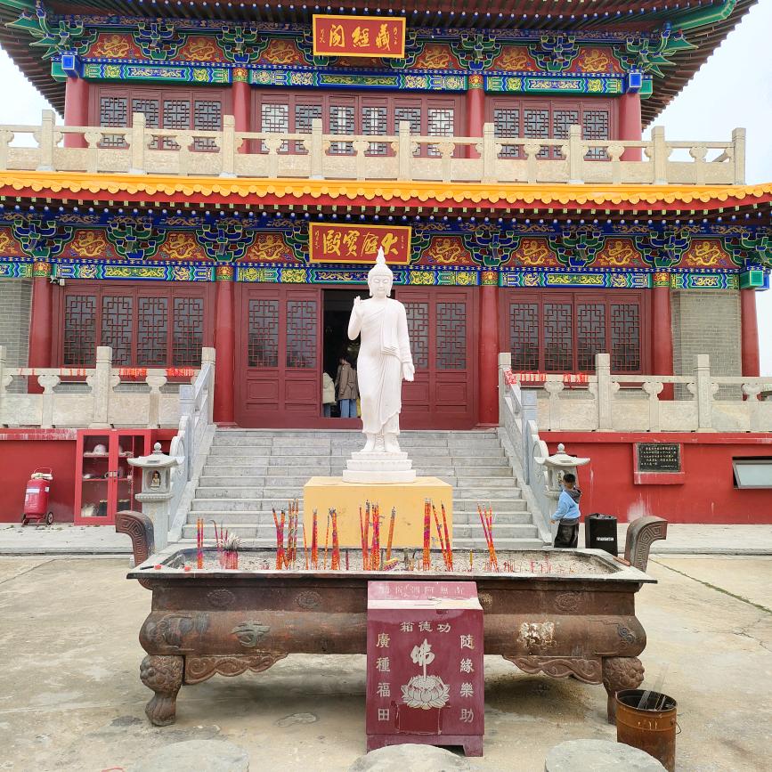 杂粮煎饼烤冷面臭豆腐