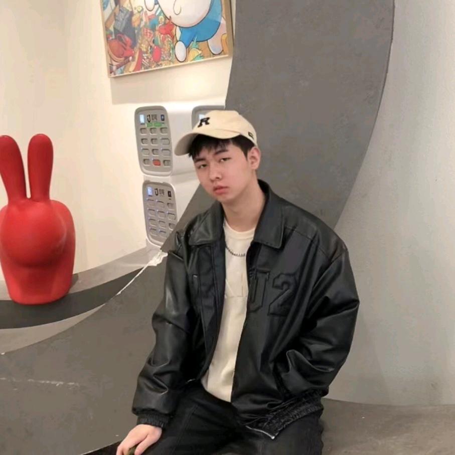 旭涵-北京减龄发型设计