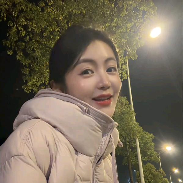 小小 101❤️气质穿搭