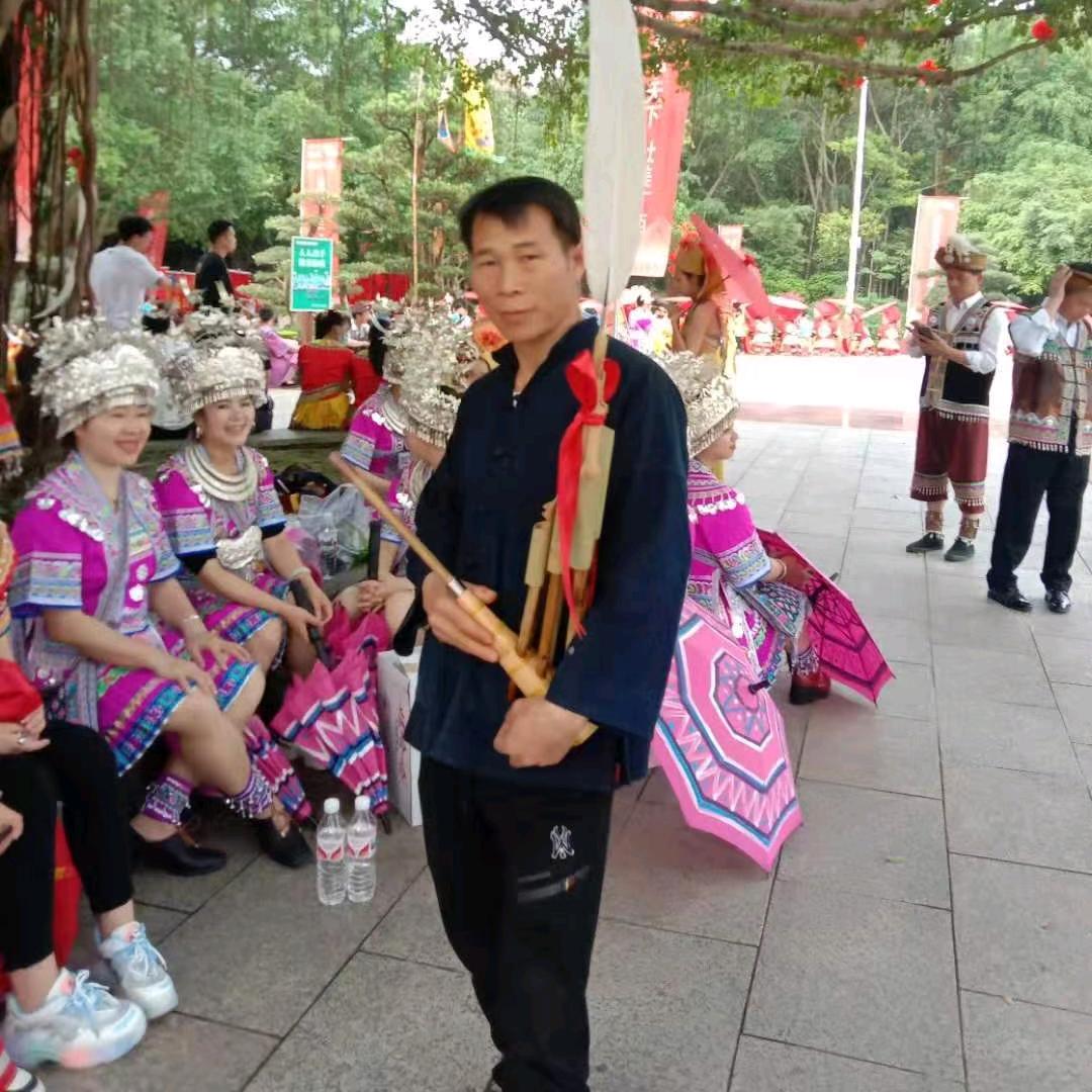 陸一龙