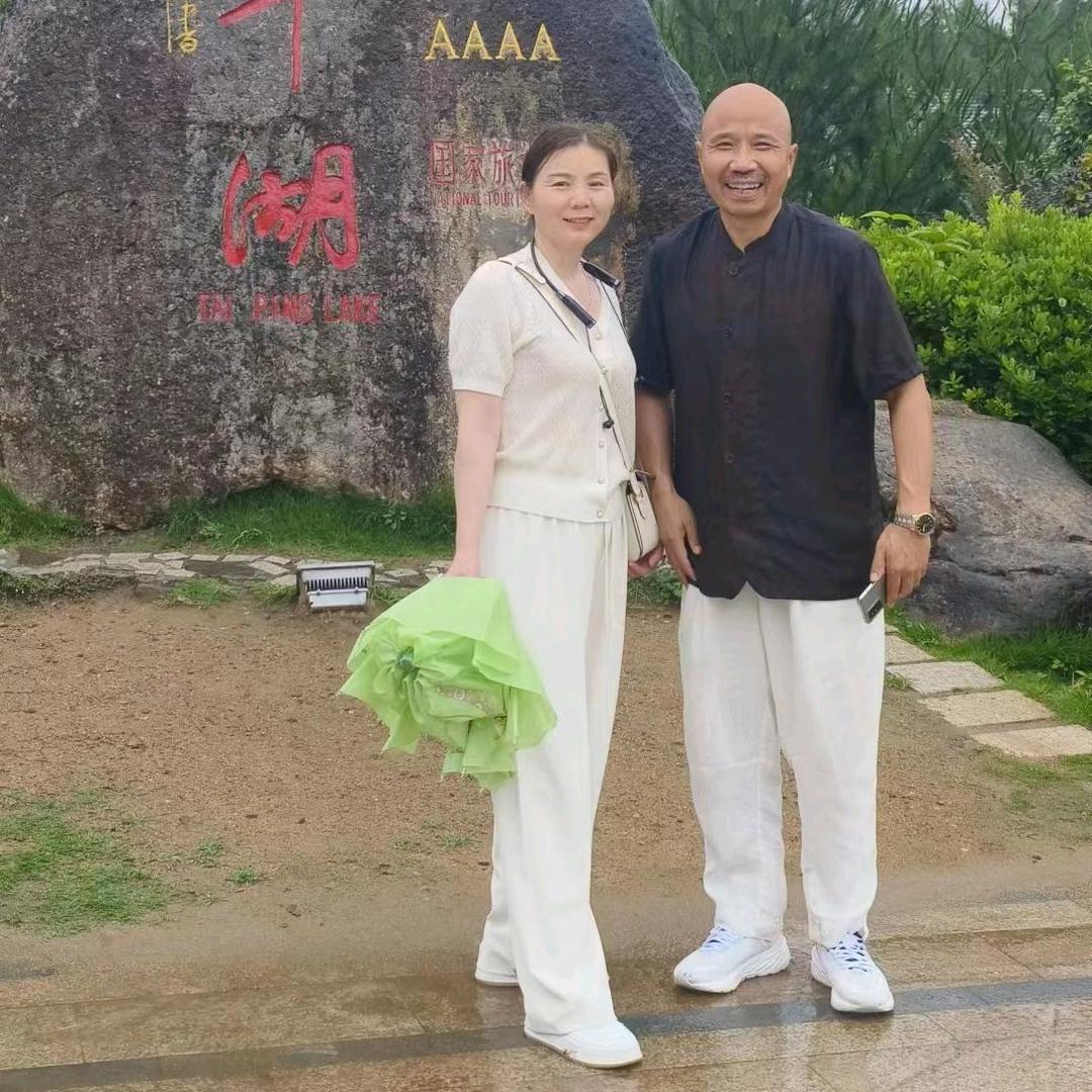 老张同志