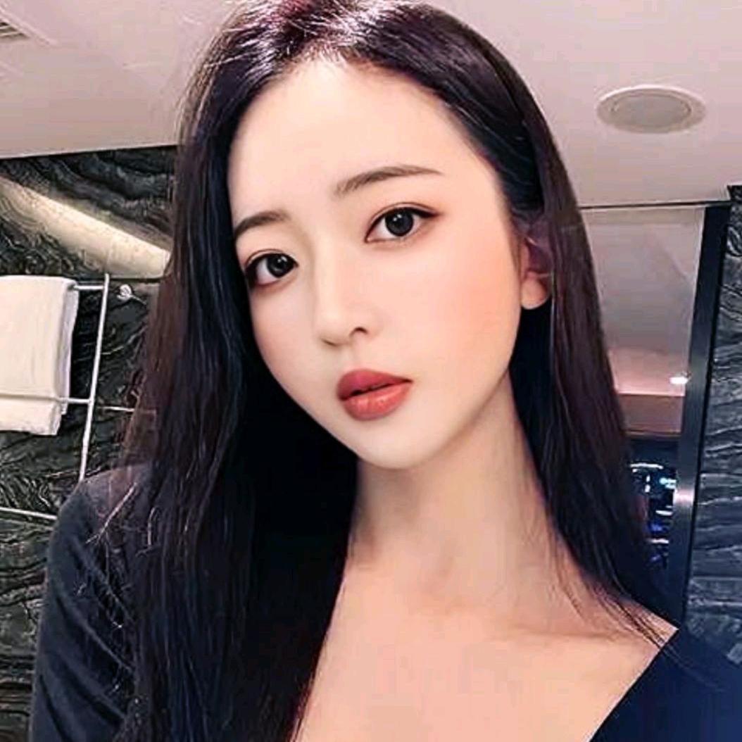 许倩倩Leena