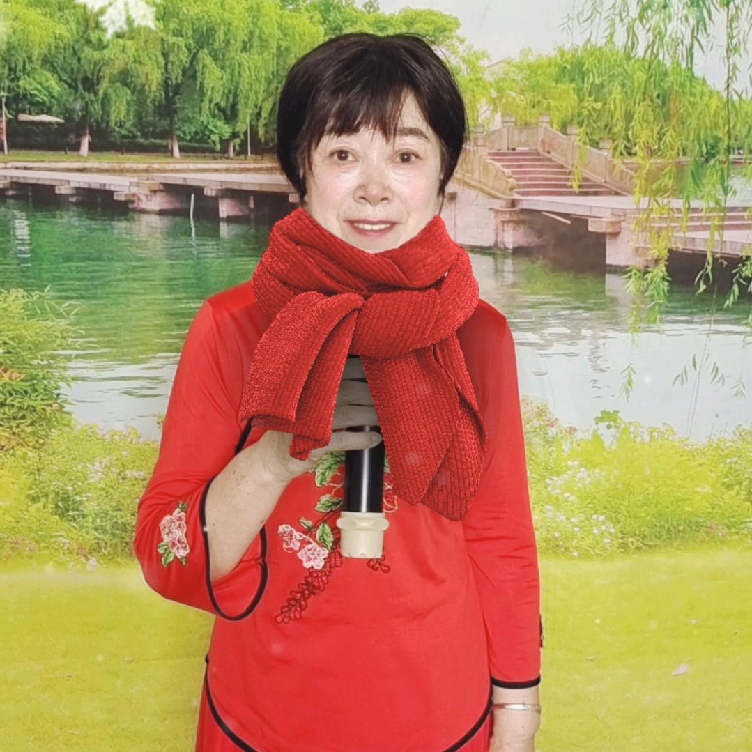 李奶奶（爱唱歌）