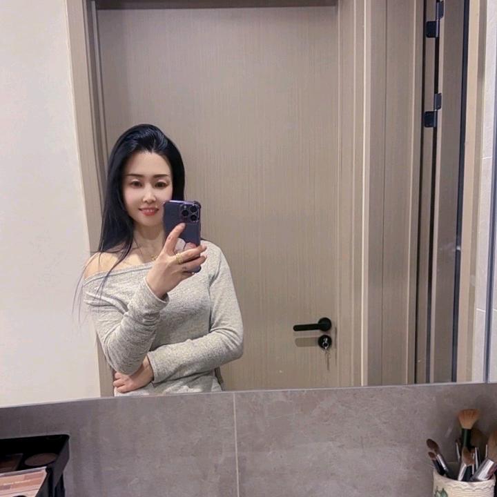 ঞ蓉💫蓉ঞ