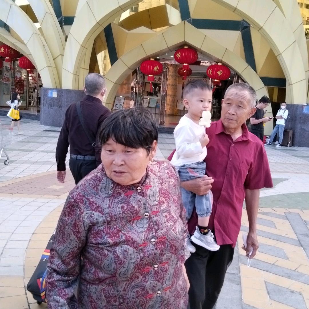 玉祥。