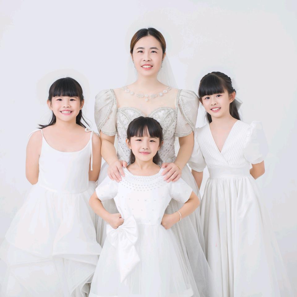 3个女儿的宝妈（1990的马）