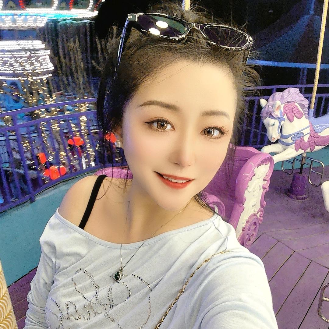 依依