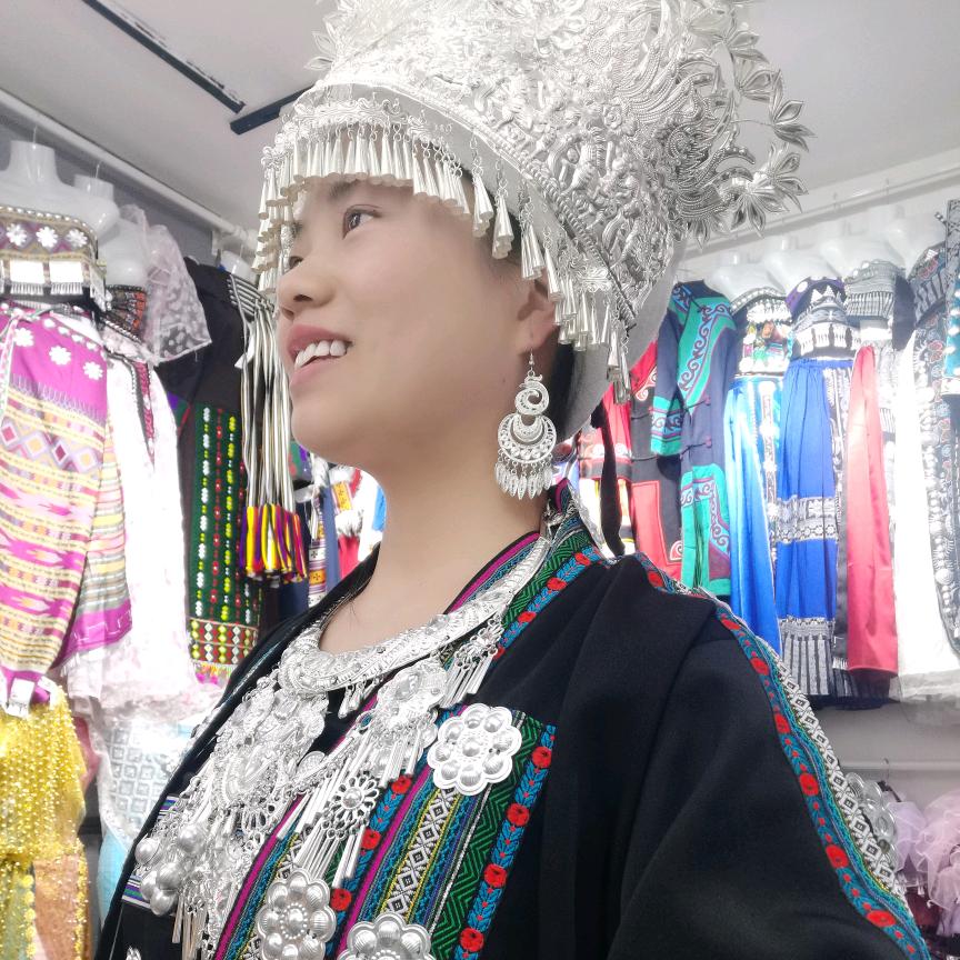 鑫秀奕家