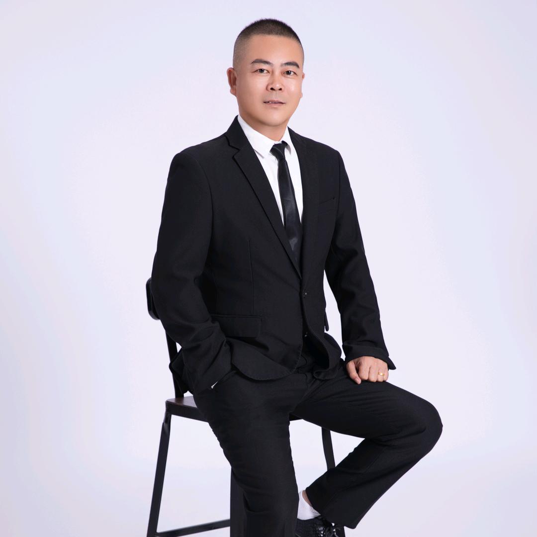 杨大拿：沥青路面