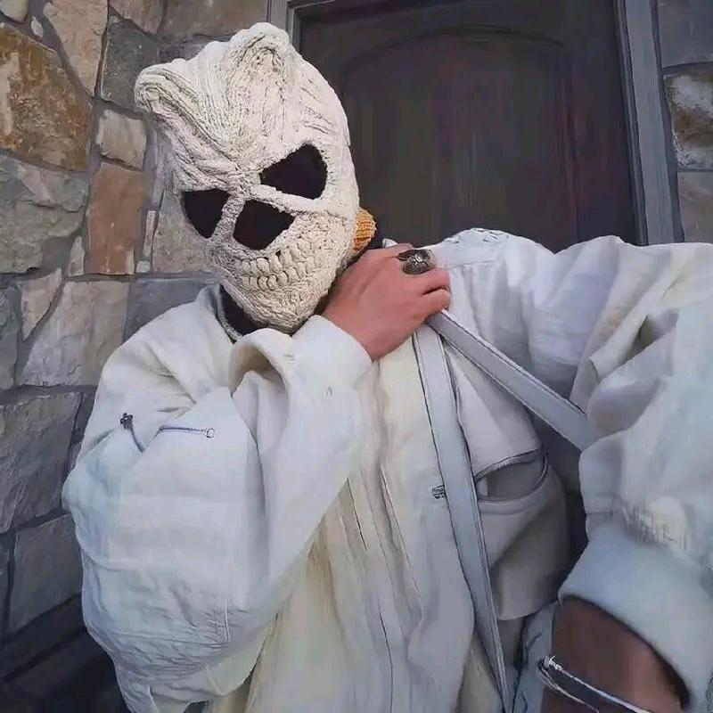 脚踹养老院拳打幼儿园