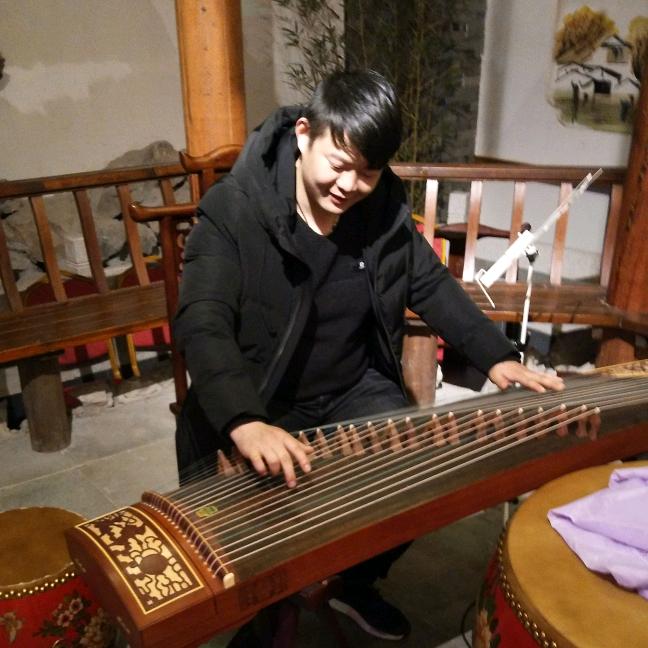 唻啵一個จุ๊บ