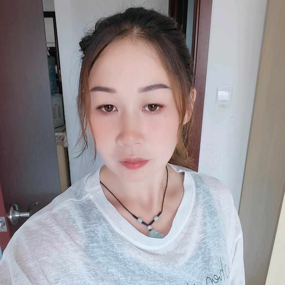 何姐