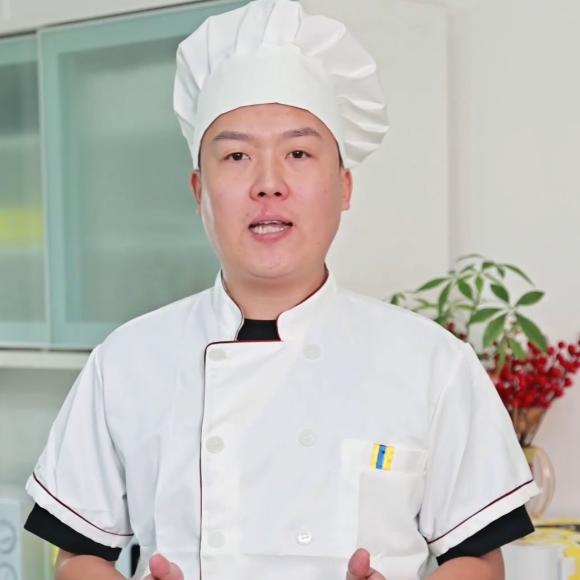 AIIII豪大大美食厨房
