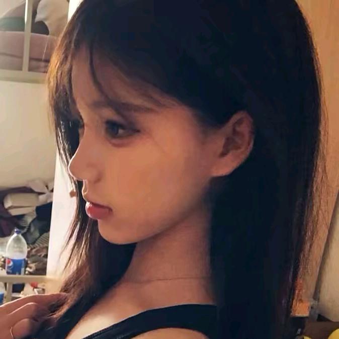 🥳