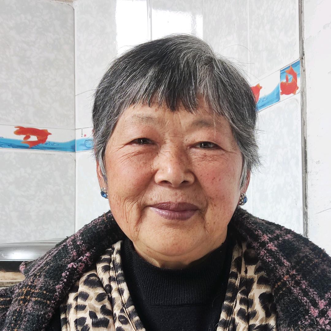 四发如春