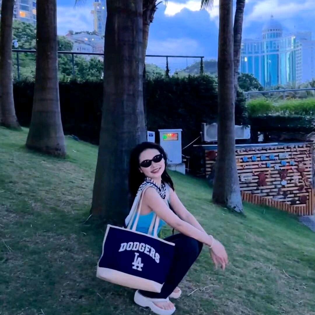不太好女孩