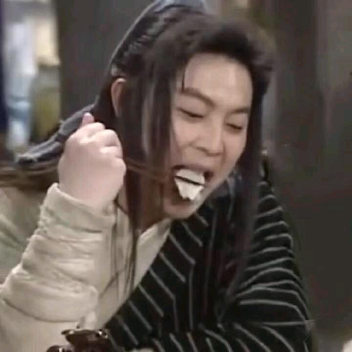 咆哮的旱獭子