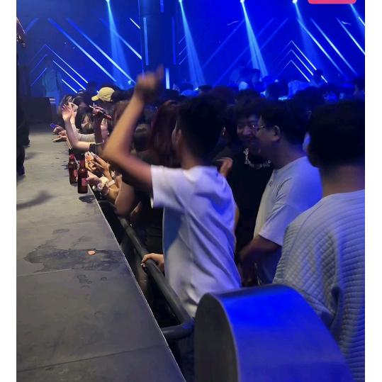 哈哈～(￣▽￣～)~