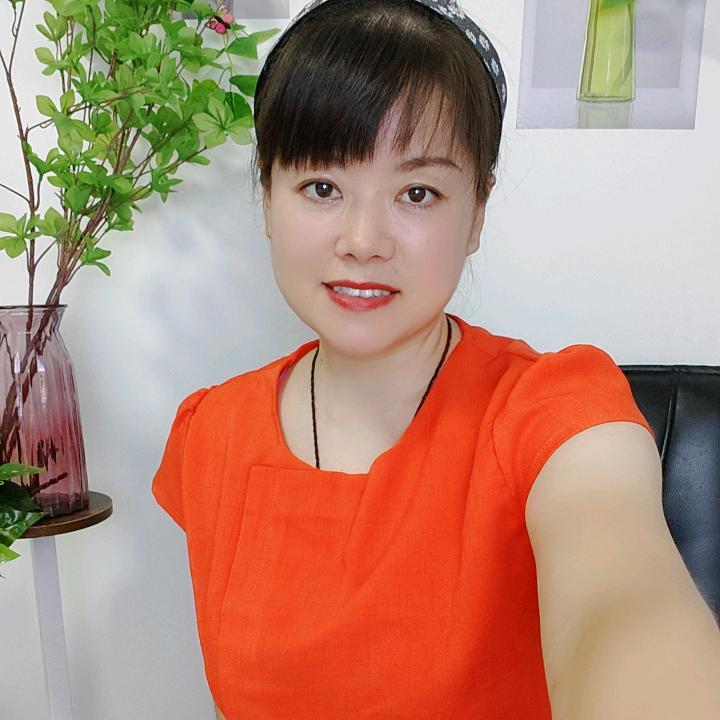 莉莉爱生活