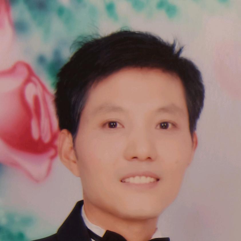 爱河伴奏