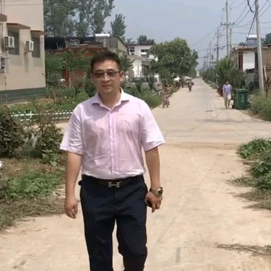 单眼皮的我