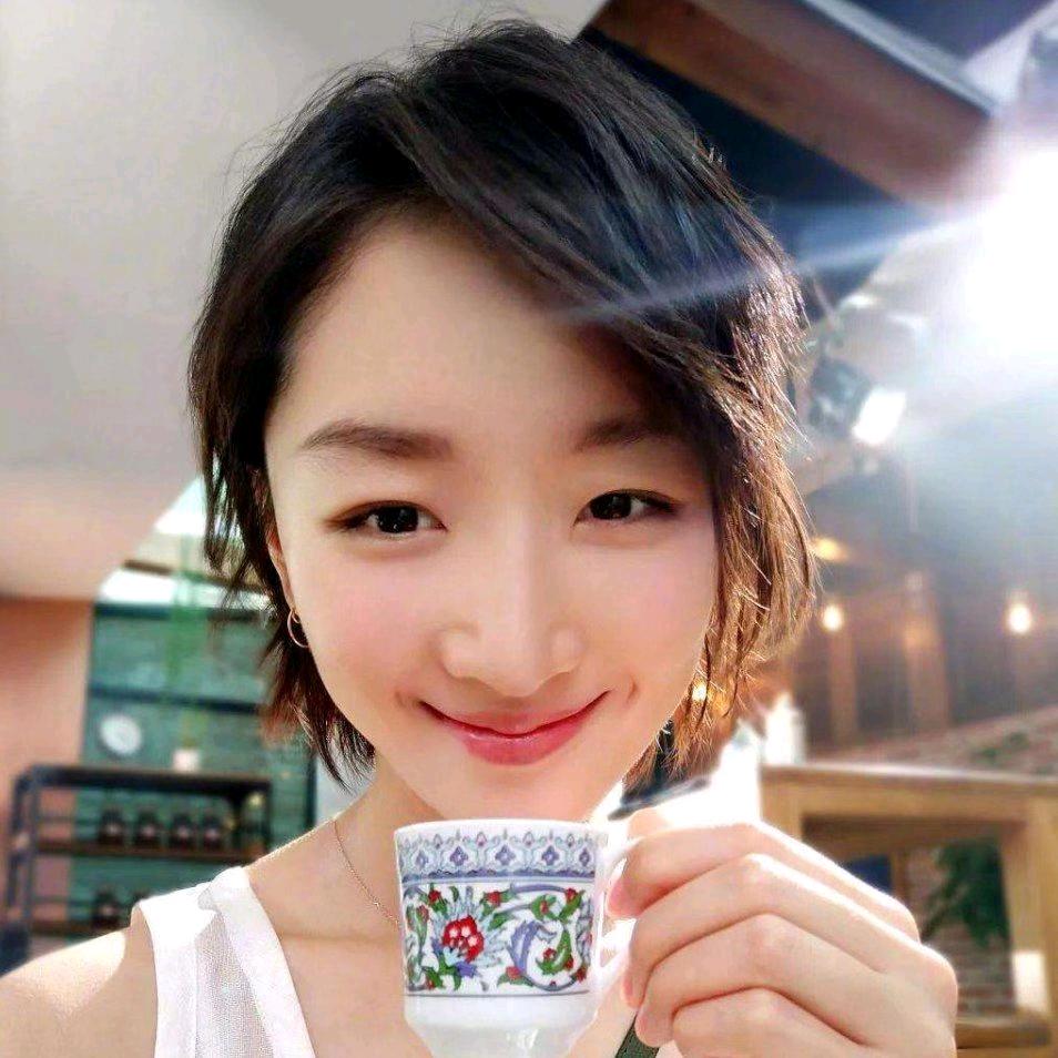 万较瘦影视
