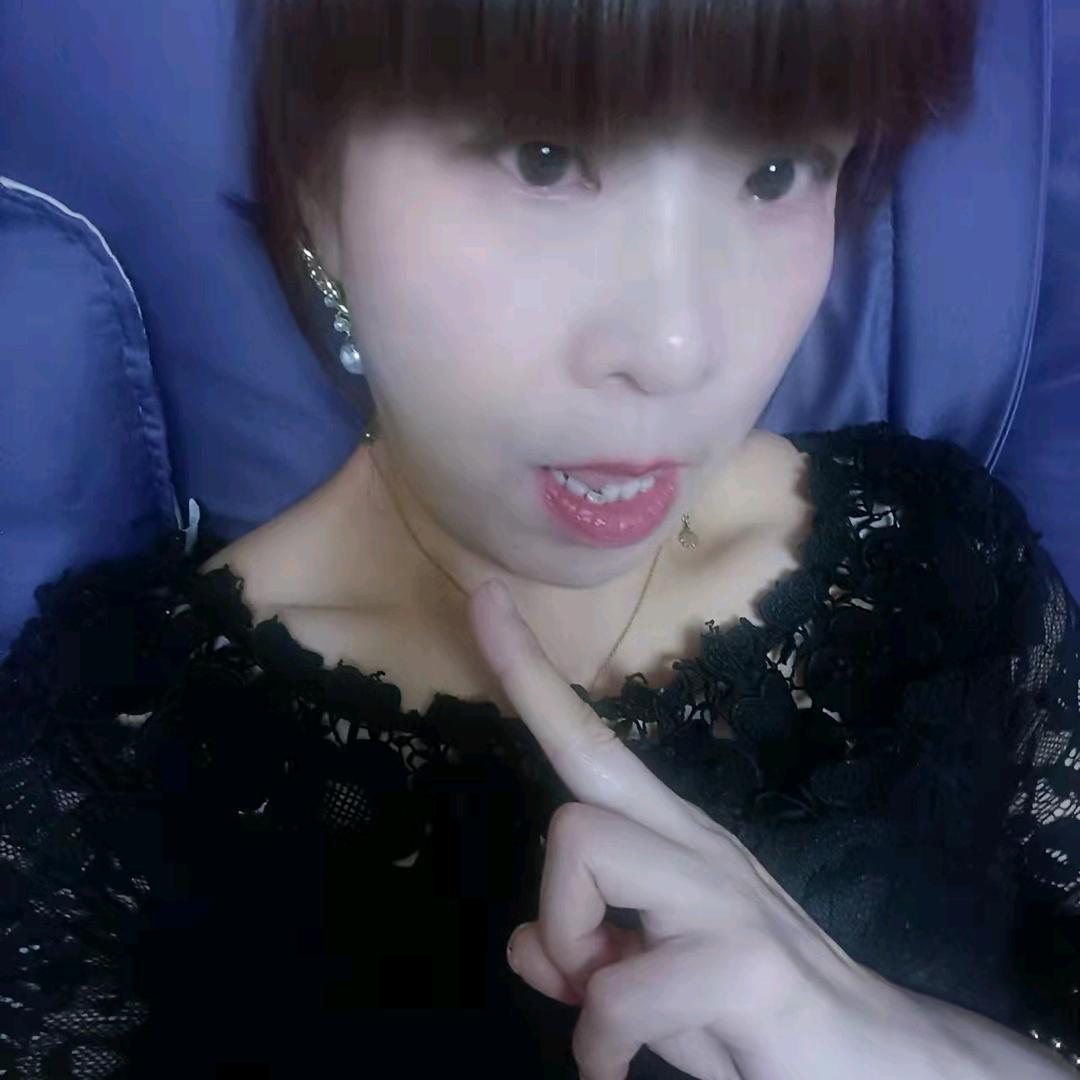 ?曾三岁^O^